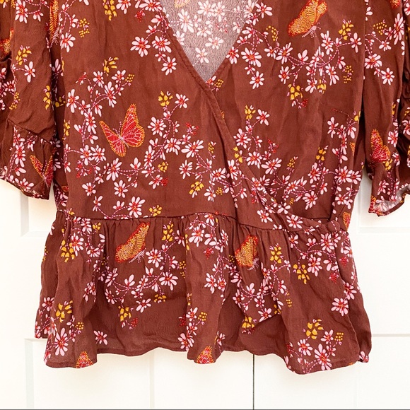 Madewell Tie-Sleeve Wrap Top - Picture 5 of 10